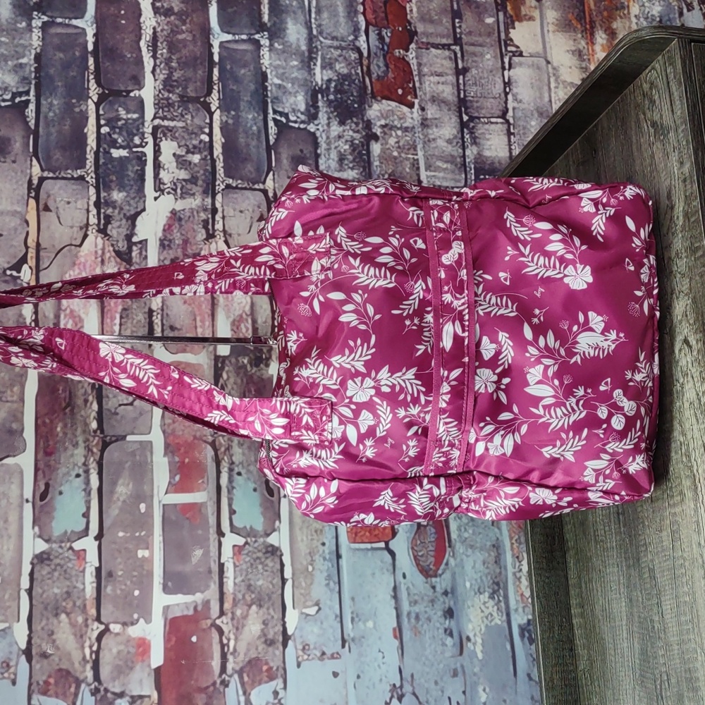 Lug® "Ranger XL" Packable Botanical Print Tote Bag - Picture 5 of 16